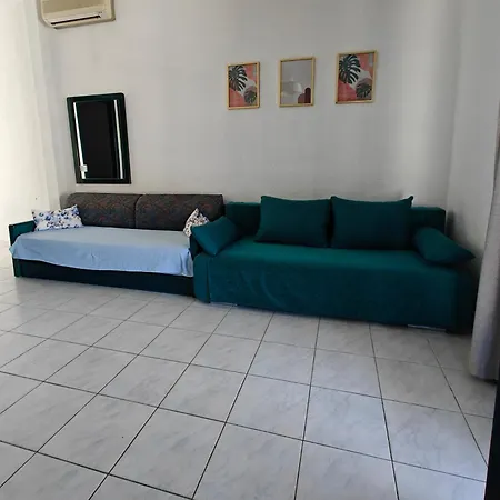 Brilliance Apartment *